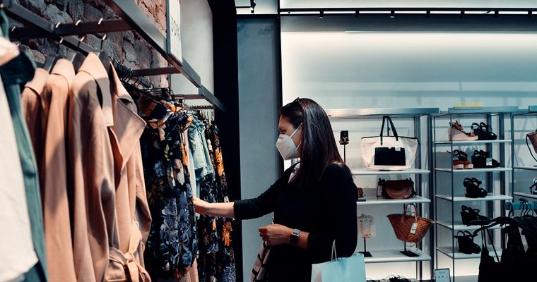 O companie românească oferă soluții complete pentru decontaminare pentru instituții, spitale, mall-uri și spații industriale